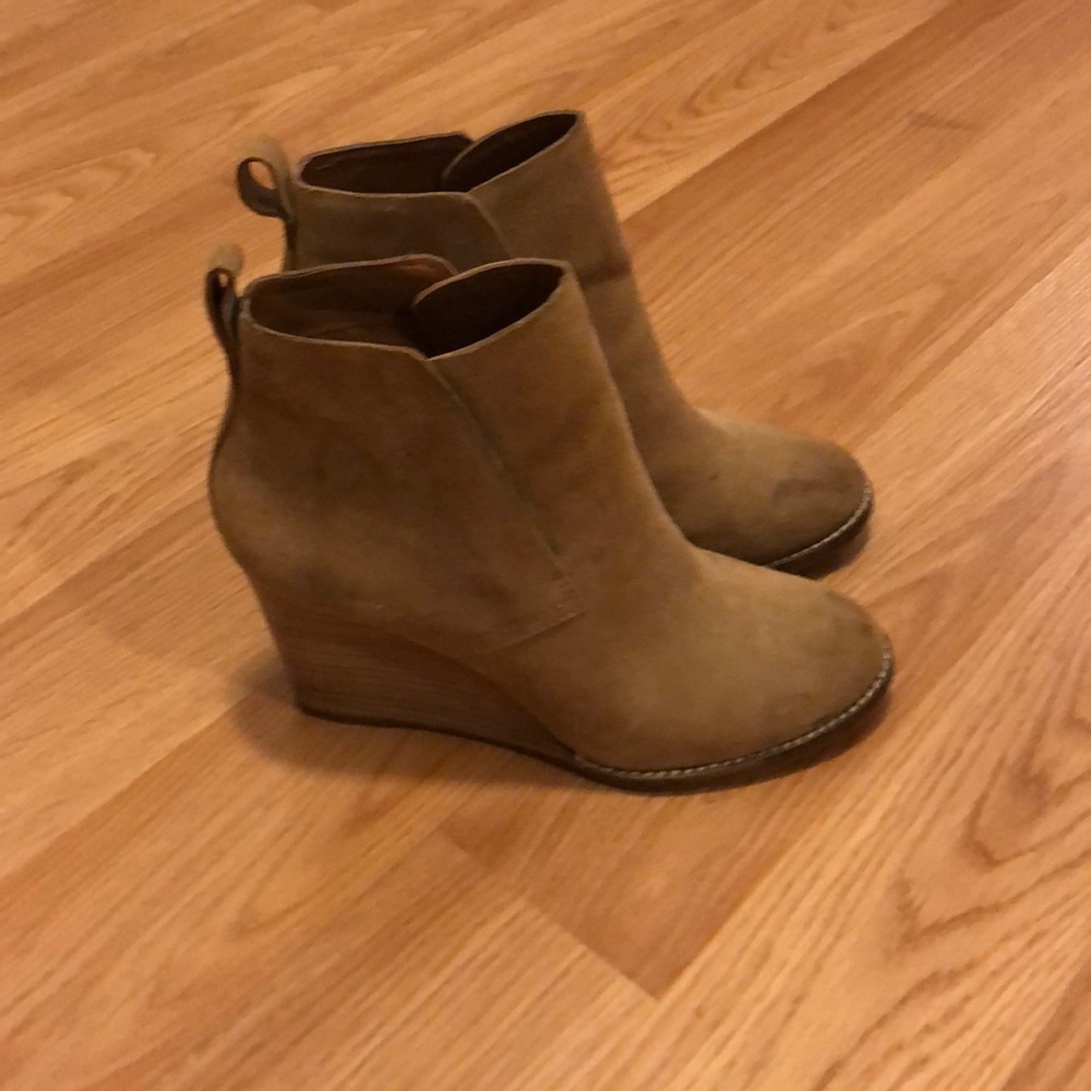 Lucky Brand wedge shoes